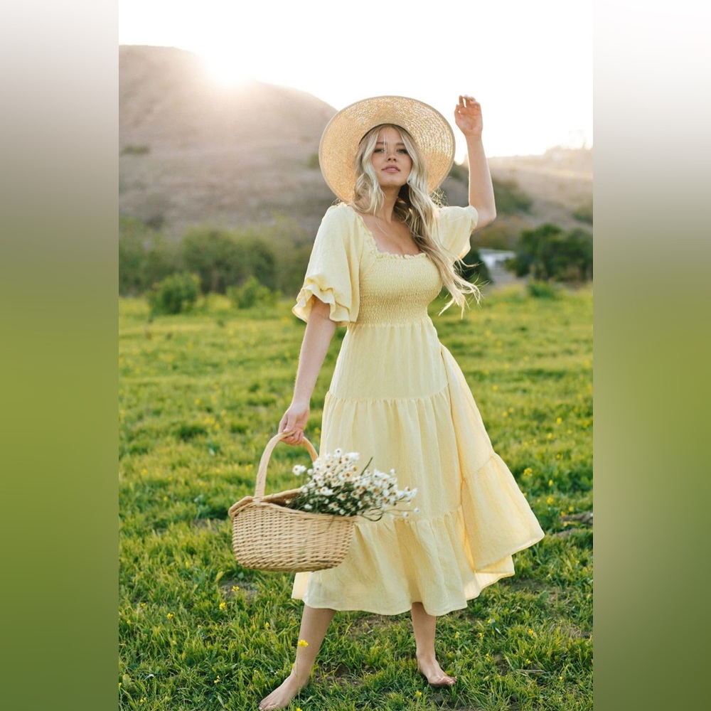 PAIGE PUFF SLEEVE TIERED YELLOW MIDI SUMMER DRESS MRSP $75